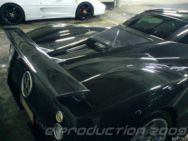 在車庫看見 pagani zonda F