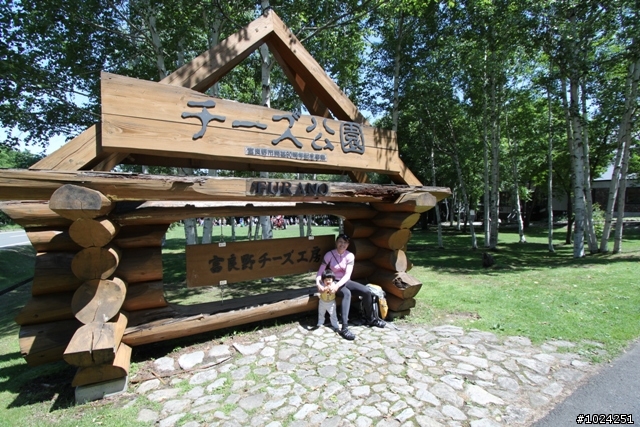 嬰兒拖車的無限可能—北海道の夏日薰風