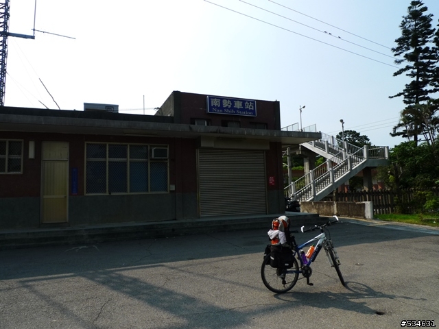 (車站收集) 35度C天空下的藍色區間車 *單車環島*