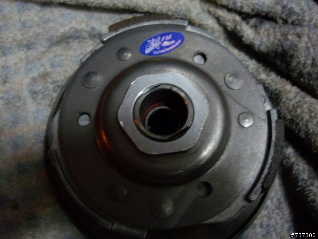 騎起來像50cc的GP125...
