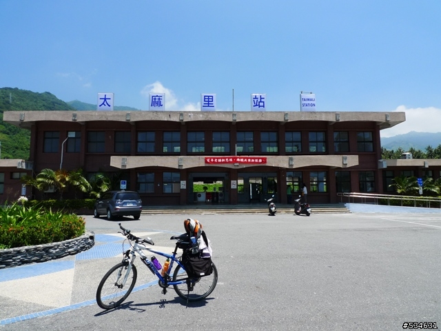 (車站收集) 35度C天空下的藍色區間車 *單車環島*