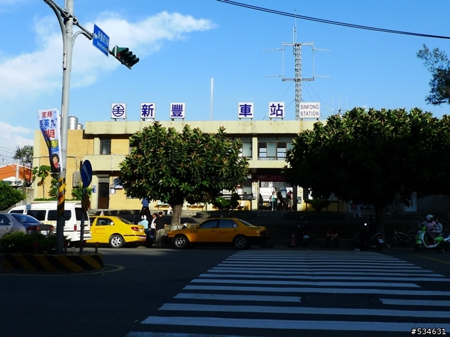 (車站收集) 35度C天空下的藍色區間車 *單車環島*