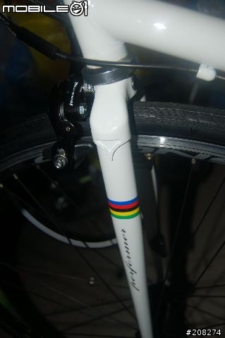 88節禮物:卜赫馬PERFORMER 鋼管車CITY VELOCE ROAD