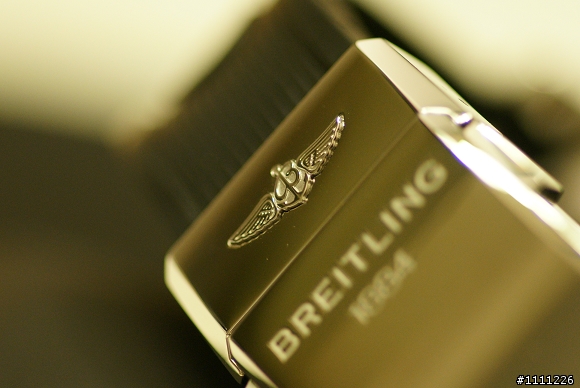 開箱--BREITLING Avenger Skyland 陸空復仇者計時腕錶