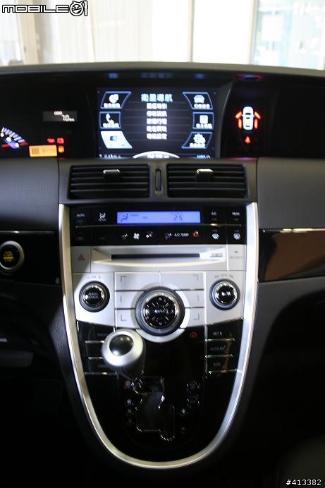 LUXGEN 內湖賞車開一箱!!