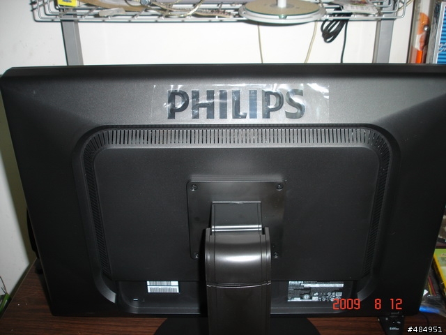 (開箱文)PHILIPS 240PW9