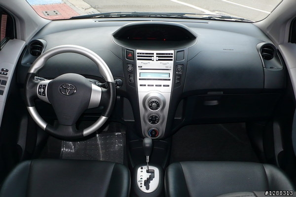 8/18 下午400 小妹的 Yaris 於東海大學正門口被偷--- 2009/01/22交車
