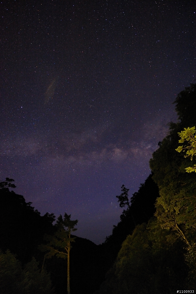 8月30日更新影片 D700嘉明湖夜拍、time lapse video日蝕、雲瀑、星空、我的嘉明湖