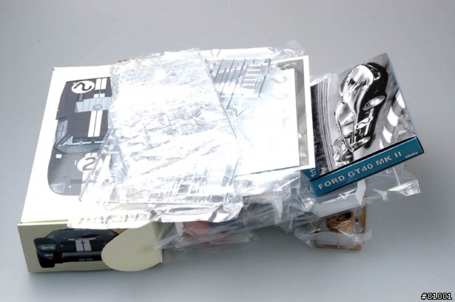 大開眼界 "小號手" 1/12 FORD GT40!!