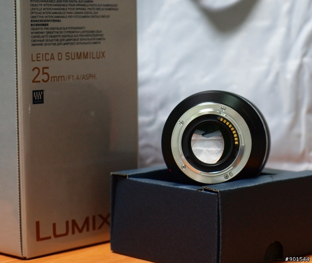 Panasonic LEICA D SUMMILUX 25mm/F1.4/ASPH 入手