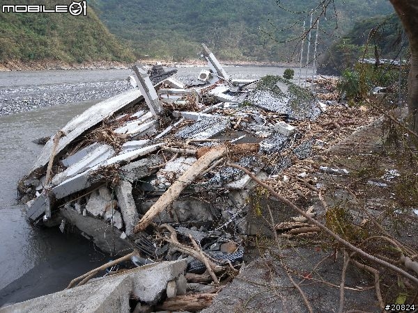 高雄茂林六龜災區道路狀況實景