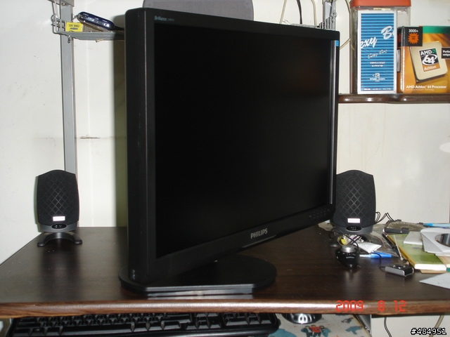 (開箱文)PHILIPS 240PW9