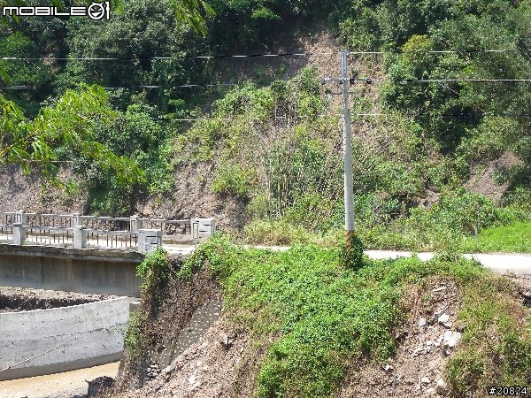 高雄茂林六龜災區道路狀況實景