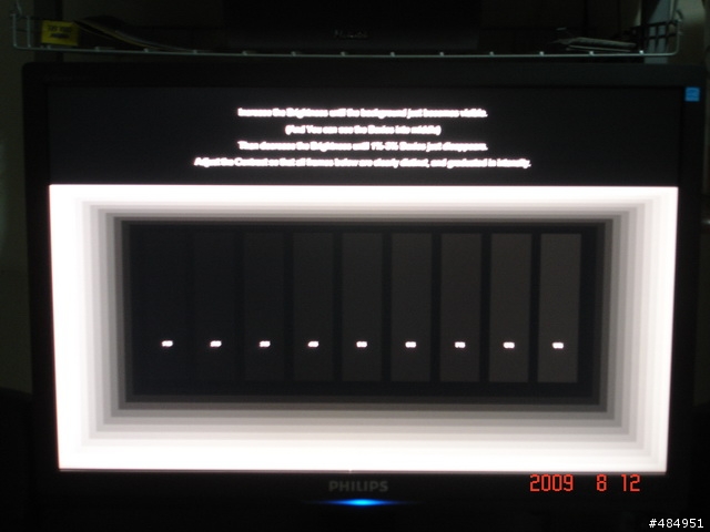 (開箱文)PHILIPS 240PW9