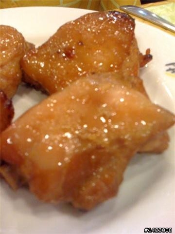 歡樂吧pizza吃到飽 新推出義式香腸口味