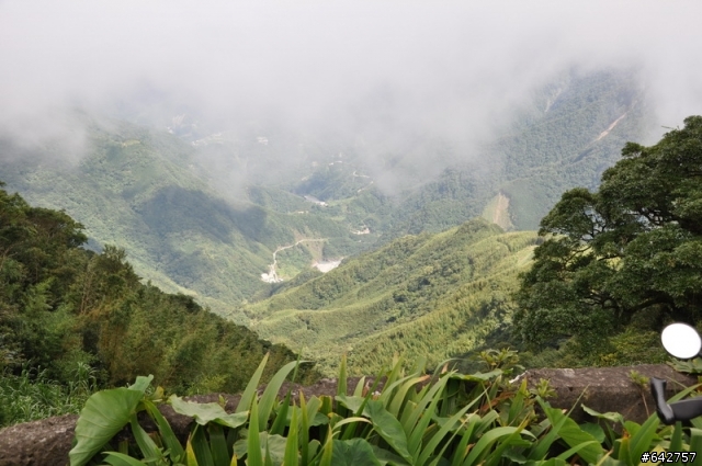 一個仍然炎熱的初秋午後,戀戀後山,深情宇老