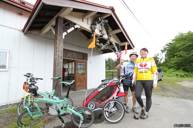 嬰兒拖車的無限可能—北海道の夏日薰風