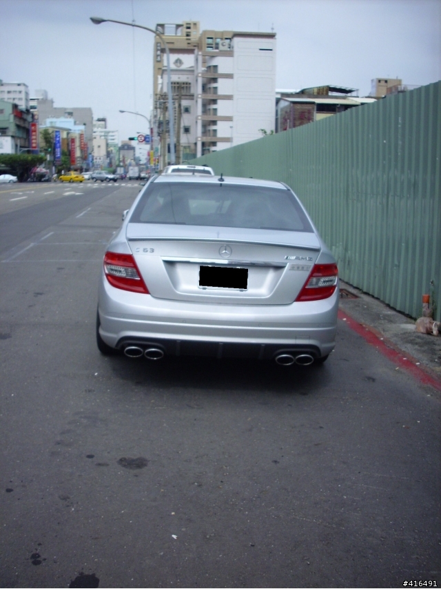 高雄街拍-Mercedes-Benz C63 ///AMG 當街活逮