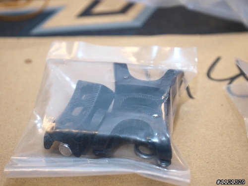 【開箱文】西班牙火箭!!BH-G4 P-T藍白車隊版~~