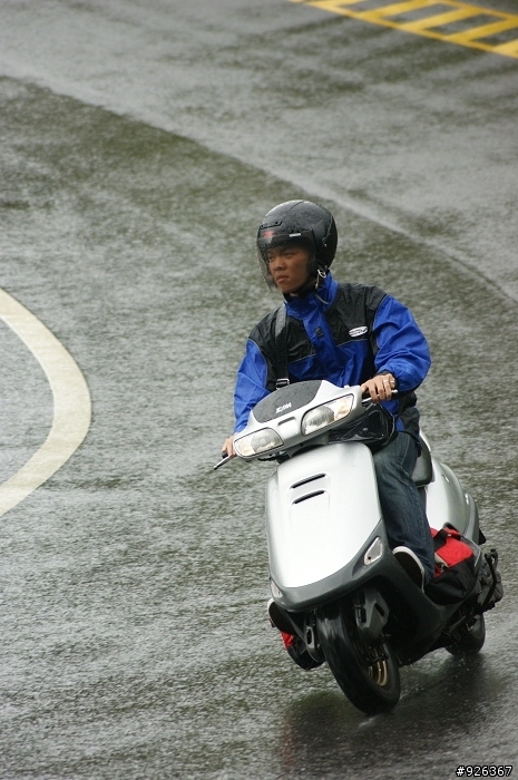 2009/08/02 北宜追焦---殘破不堪的追焦照