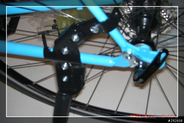 颱風天....組車天......單車新手的捷安特lug老鋼管組車記....圖多..請慎入