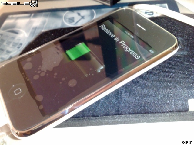 馬來西亞無約無鎖iPhone 3GS + SGP ultra thin + art 開箱記