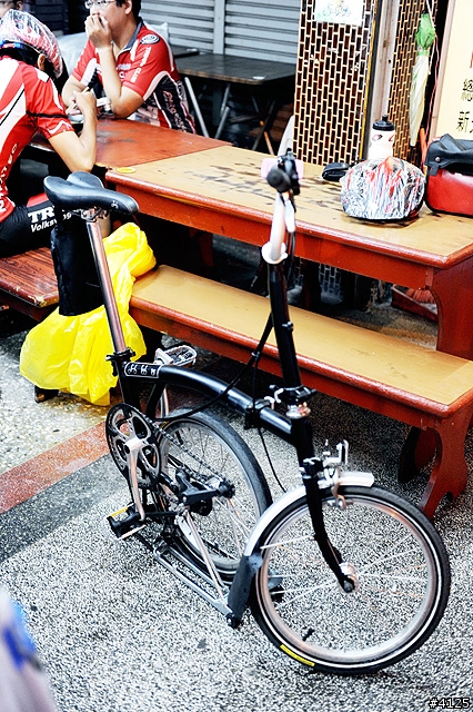 《一路南北騎 - 第十二集》 破史上陪騎車友記錄的冒雨夜騎台南府城