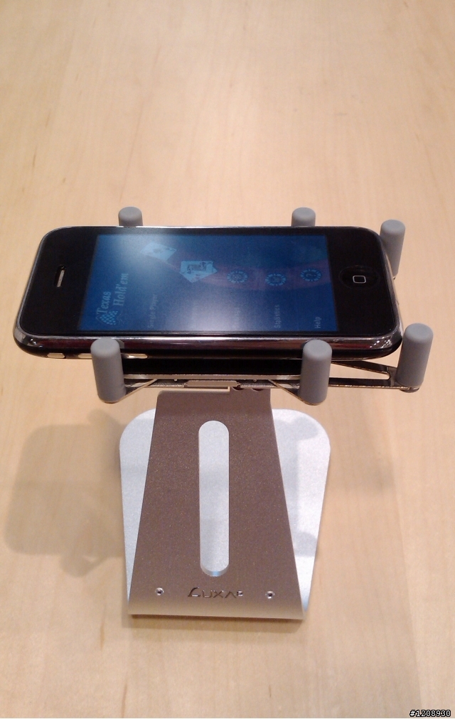 『開箱文』六爪怪iPhone手機架 Luxa2 H1-Touch