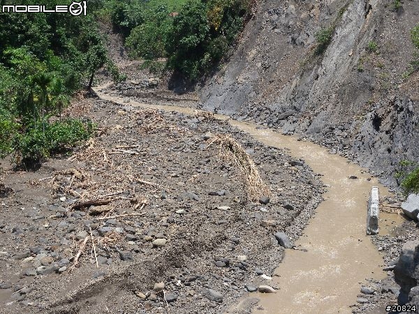 高雄茂林六龜災區道路狀況實景
