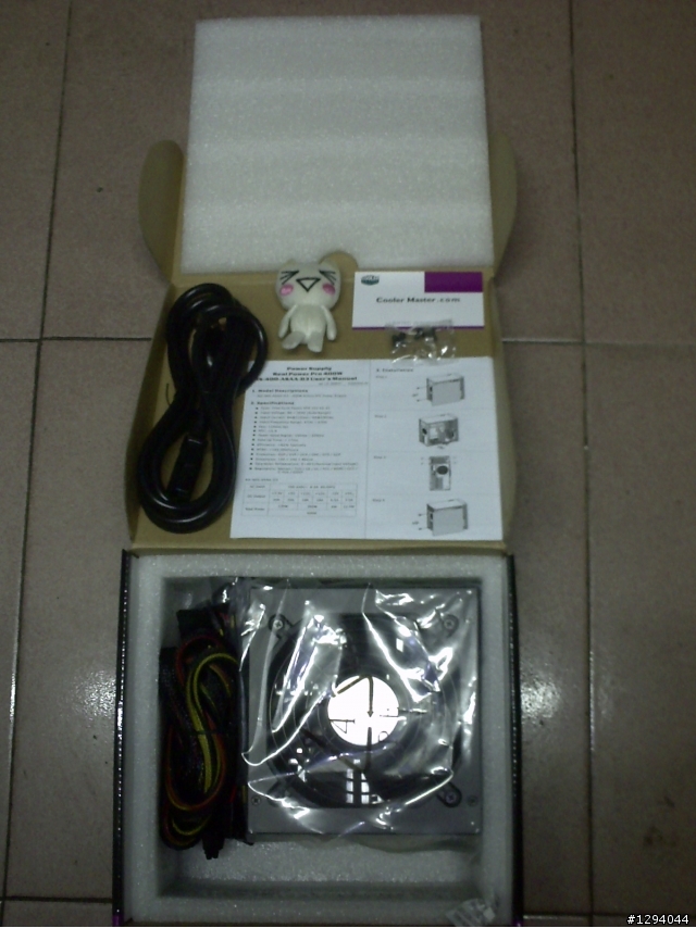 全台獨家首發M4A78-E"絕張自摸"+酷媽REALPOWER PRO400W"獨聽銅牌"=我的"第一台"HTPC"西華皇家兔