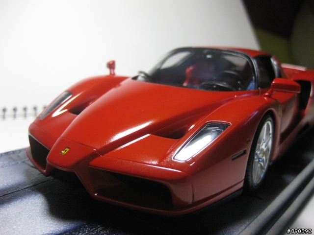 法拉利『ENZO』製作完成 <圖多字少>