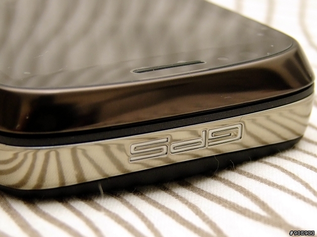 【開箱】遲來的敗家 - Acer M900 3.5G『指紋辨識』滑蓋觸控手機