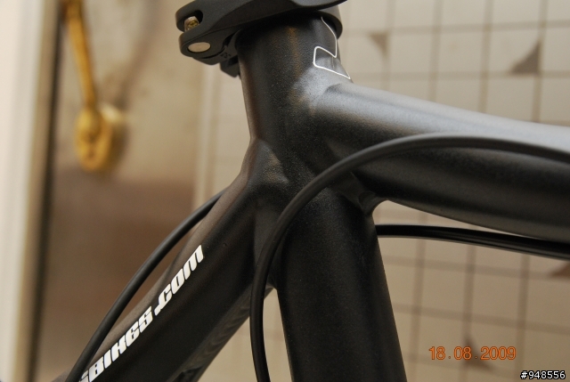 單車菜鳥跟大家分享~DORCUS PC LIMITED 限量黑綠~