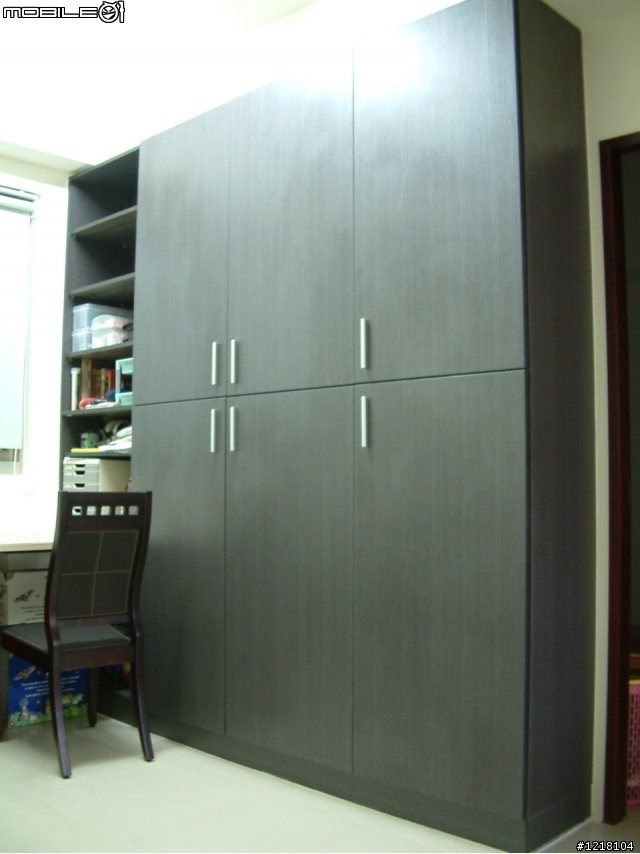 現代簡約+實用的系統家具,空間收納100分