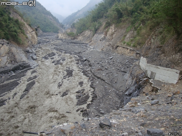 高雄茂林六龜災區道路狀況實景