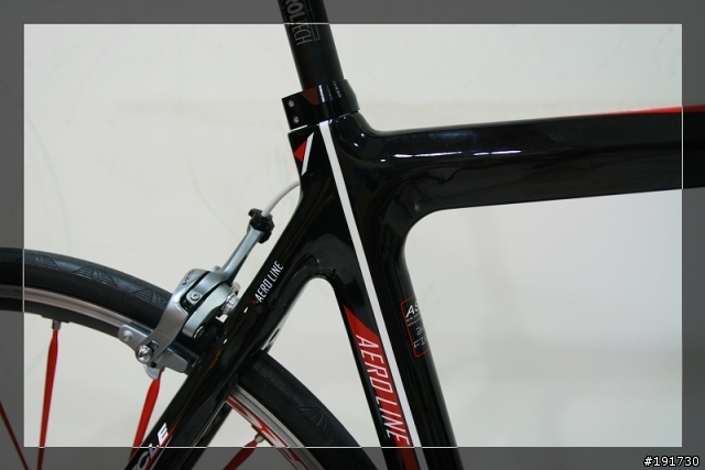 這箱~還是開在我們家就好,公路車 Roxycle。圖多
