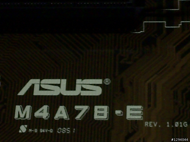 全台獨家首發M4A78-E"絕張自摸"+酷媽REALPOWER PRO400W"獨聽銅牌"=我的"第一台"HTPC"西華皇家兔
