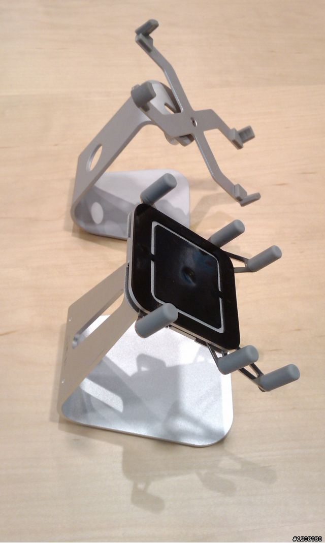 『開箱文』六爪怪iPhone手機架 Luxa2 H1-Touch