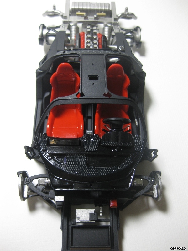 法拉利『ENZO』製作完成 <圖多字少>