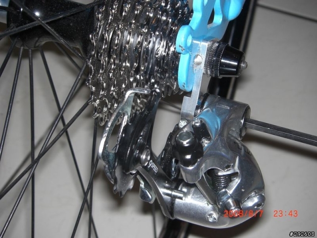 颱風天....組車天......單車新手的捷安特lug老鋼管組車記....圖多..請慎入