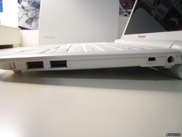 我也有小筆電耶!!(LENOVO S10-2 小齡子借測)