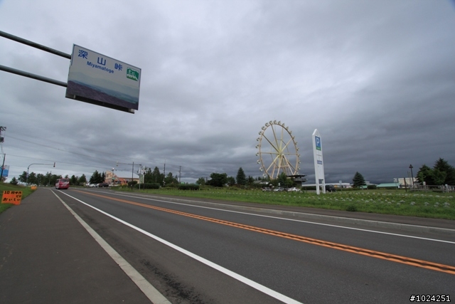 嬰兒拖車的無限可能—北海道の夏日薰風
