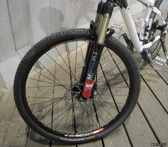 簡單的手編輪組以及前叉升級分享(Chris King Custom Build Wheelset +Magura Fork)