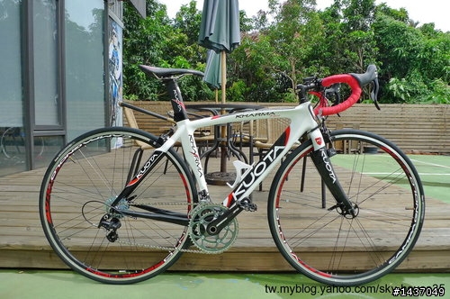 女王的第一台公路車(2010 Kuota Kharma)(08-24新增女王騎乘照片)
