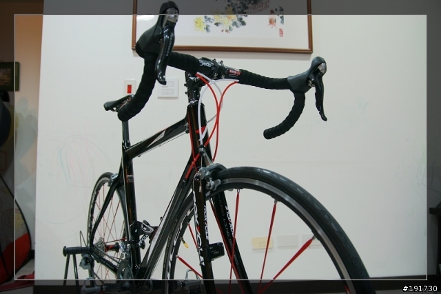 這箱~還是開在我們家就好,公路車 Roxycle。圖多