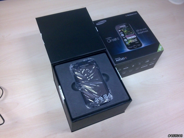 SAMSUNG OMNIA II GT-I8000 新加坡開箱