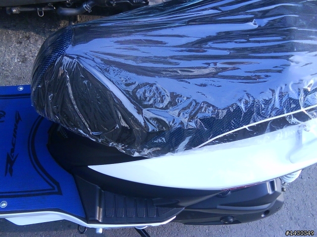 7.30牽新車Racing 150 fi 開箱 (裝置物箱LED燈 風扇外蓋+燈)
