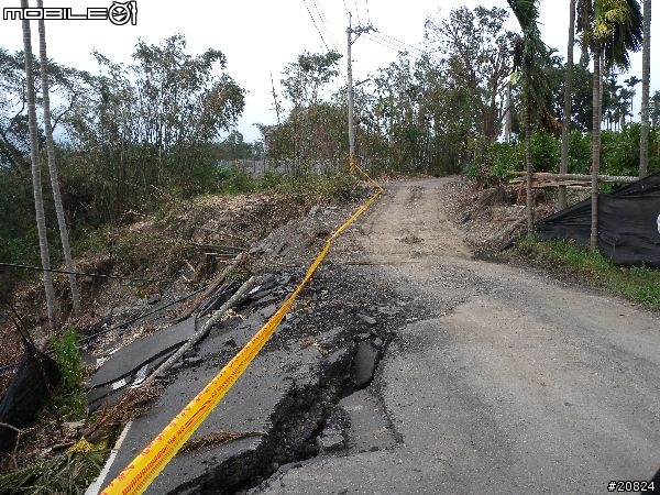 高雄茂林六龜災區道路狀況實景
