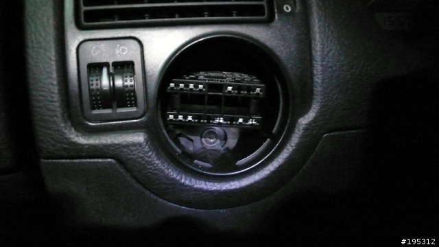 開箱與安裝文 GOLF IV 鍍鉻大燈與電動窗開關。。老車妝點扮氣質