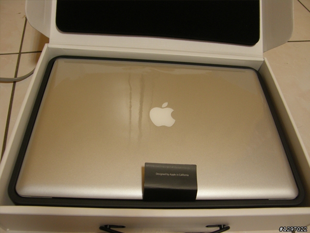 【開箱】15吋MBP+APPLE 24吋LCD=100分
